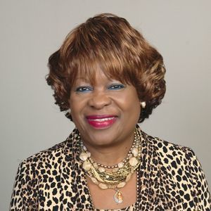 Meet your Posher, Rosaura m